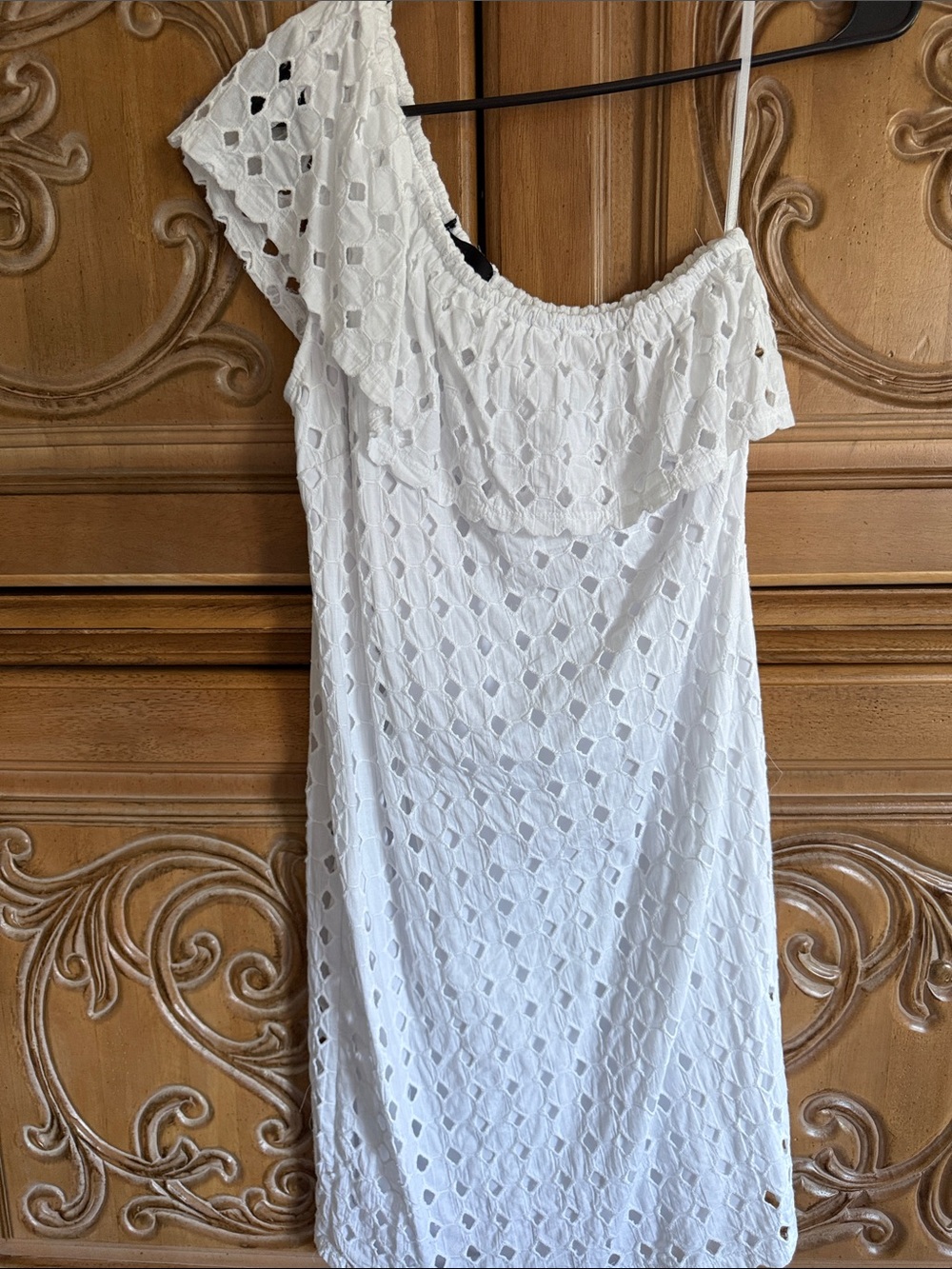 Gibson White One-Shoulder Eyelet Ruffle Dress